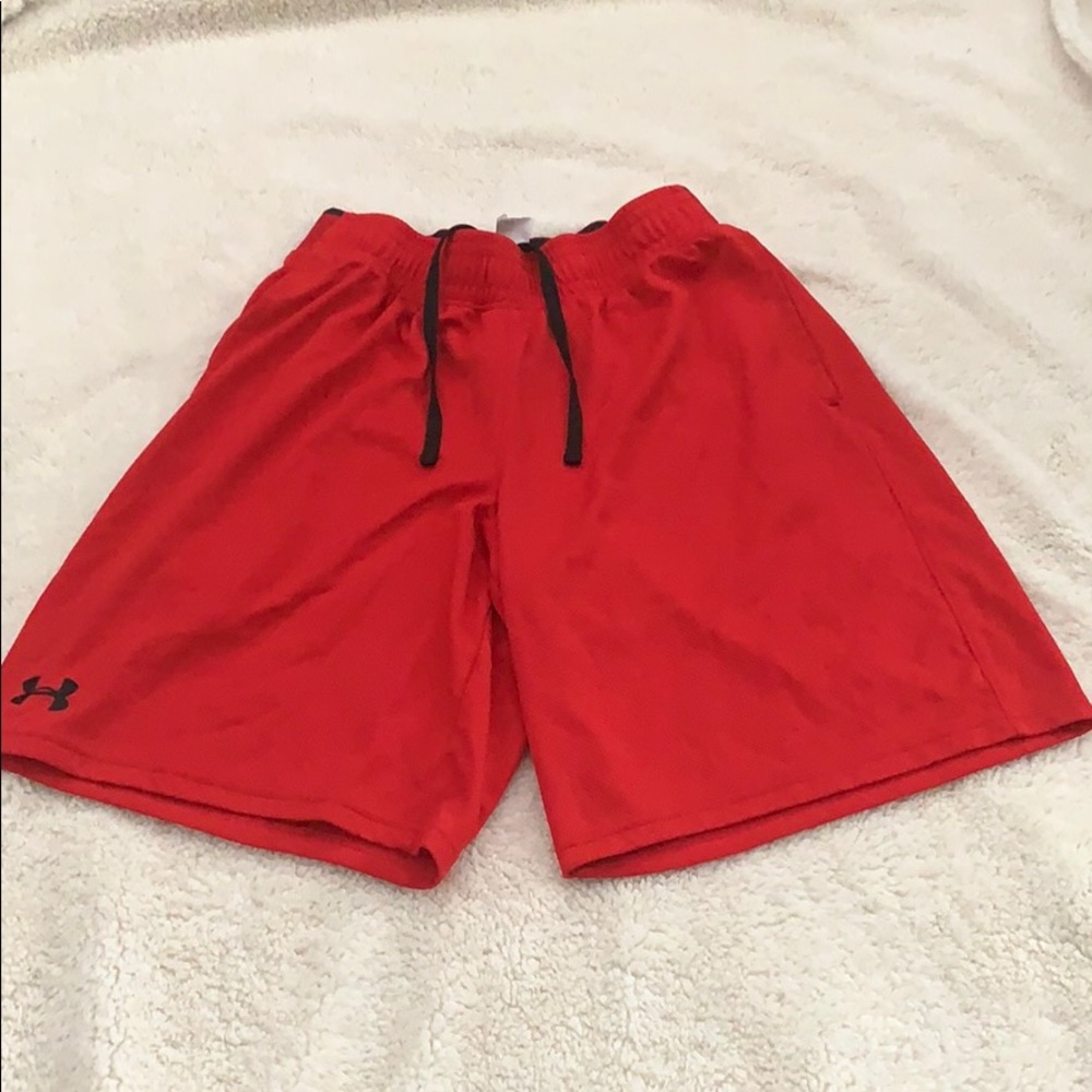 🌵Under Armour athletic shorts size M